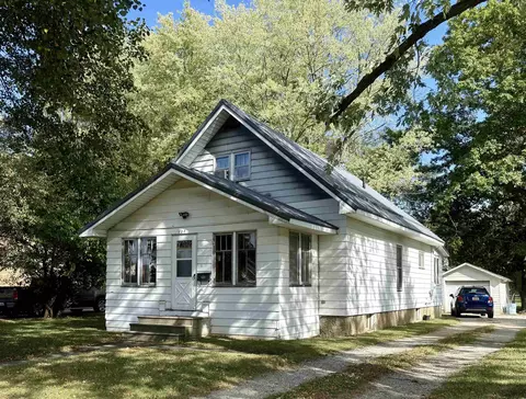 127 S State, Alma, MI 48801