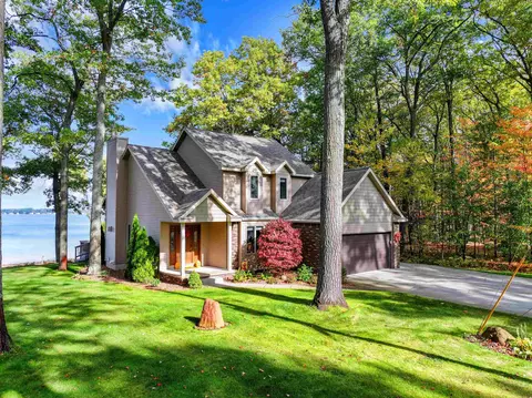6856 Lakeview, Lake City, MI 49651