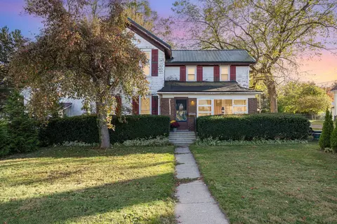 224 E Newark, Ithaca, MI 48847