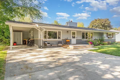 402 Greenfield, Mount Pleasant, MI 48858