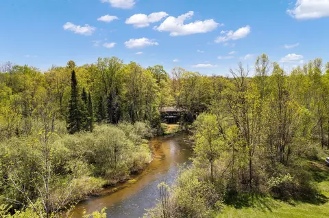 2899 River Bnd, Traverse City, MI 49686