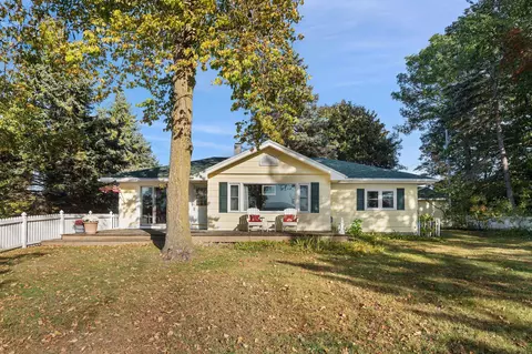 13588 Peninsula, Traverse City, MI 49686