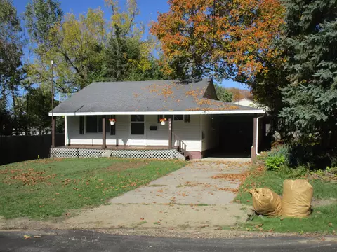 420 E Isham, Lyons, MI 48851 photo 3