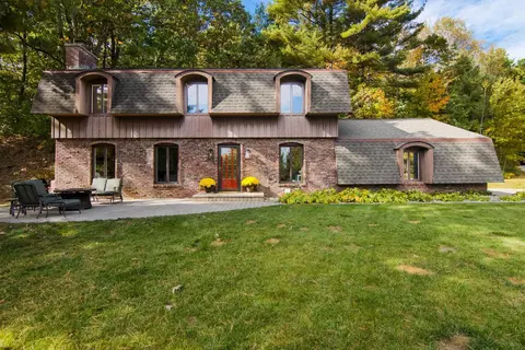 2160 Kewaunee, Traverse City, MI 49686