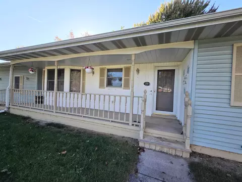 Exterior - 239 E Smt, Breckenridge, MI 48615 photo 1 of 4