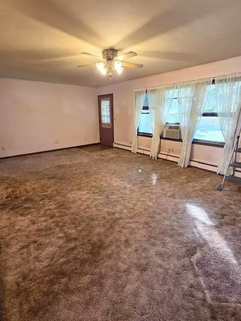 Living - 239 E Smt, Breckenridge, MI 48615 photo 1 of 2