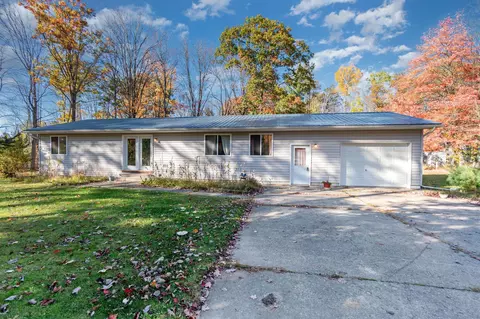 6536 Shellenbarger, Hale, MI 48739