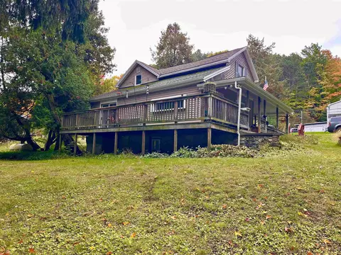 Exterior - 9067 E Lincoln, Cedar, MI 49621 photo 2 of 3