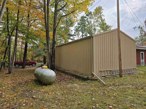 Exterior - 3313 Bennett, Cheboygan, MI 49721 photo 2 of 8