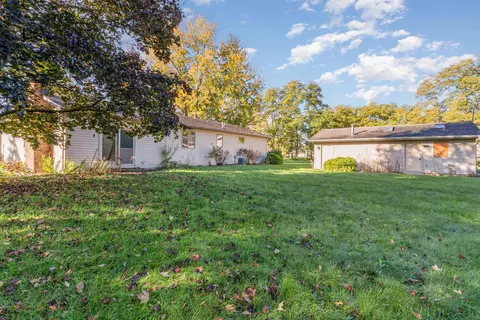 Exterior - 5219 E Broadway, Mount Pleasant, MI 48858 photo 6 of 6