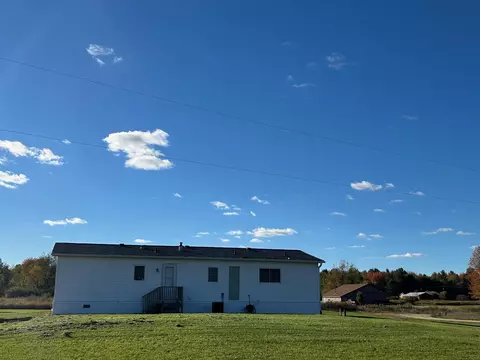 5614 Cavender, Shepherd, MI 48883