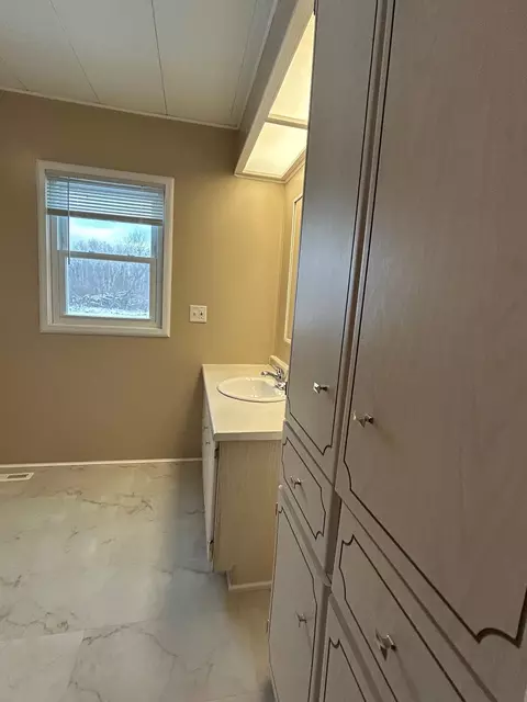 Bath - 5614 Cavender, Shepherd, MI 48883 photo 1 of 5