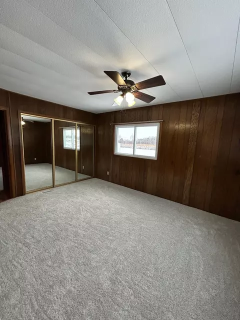 Bedroom - 5614 Cavender, Shepherd, MI 48883 photo 3 of 5