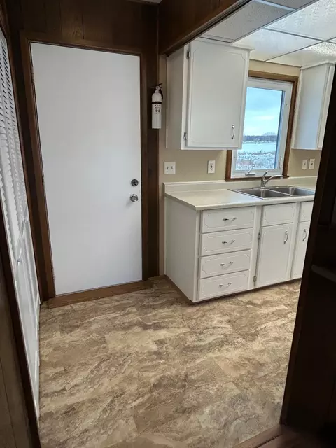 Kitchen - 5614 Cavender, Shepherd, MI 48883 photo 5 of 5