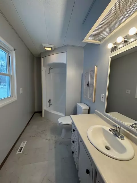Bath - 5614 Cavender, Shepherd, MI 48883 photo 5 of 5