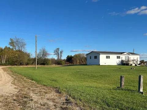 Exterior - 5614 Cavender, Shepherd, MI 48883 photo 5 of 6
