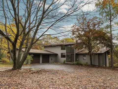 8560 S 41, Cadillac, MI 49601