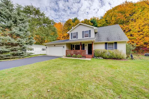 9144 E Hoxie, Cedar, MI 49621 photo 2