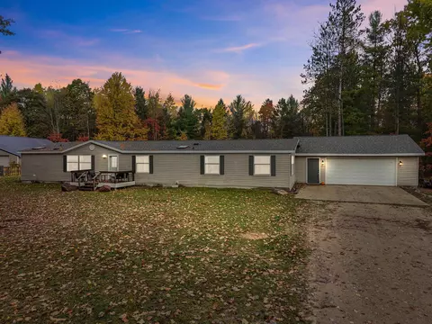 2333 E Newman, Lake City, MI 49651