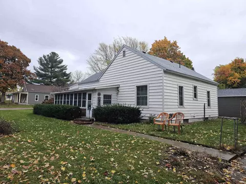 204 W W Un, Lake City, MI 49651