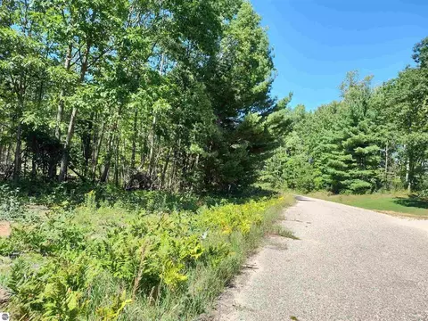 tbd N Circle E #LOT : 8, Farwell, MI 48622 photo 8