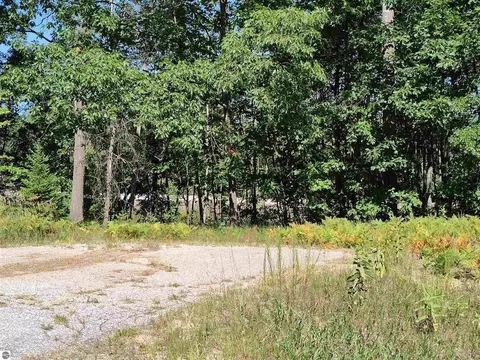 tbd N Circle E #LOT : 8, Farwell, MI 48622 photo 7