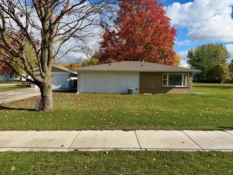 324 N 4th, Shepherd, MI 48883 photo 2