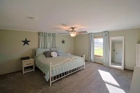 5346 S Loomis, Shepherd, MI 48883 photo 17