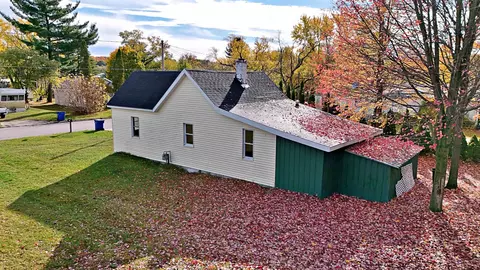 1237 Dandy, Cadillac, MI 49601 photo 6