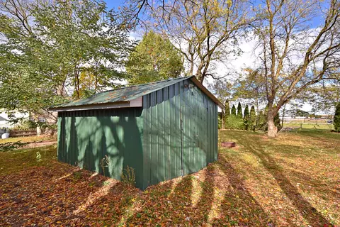 1237 Dandy, Cadillac, MI 49601 photo 32