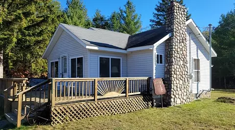 8521 Lovells, Grayling, MI 49738