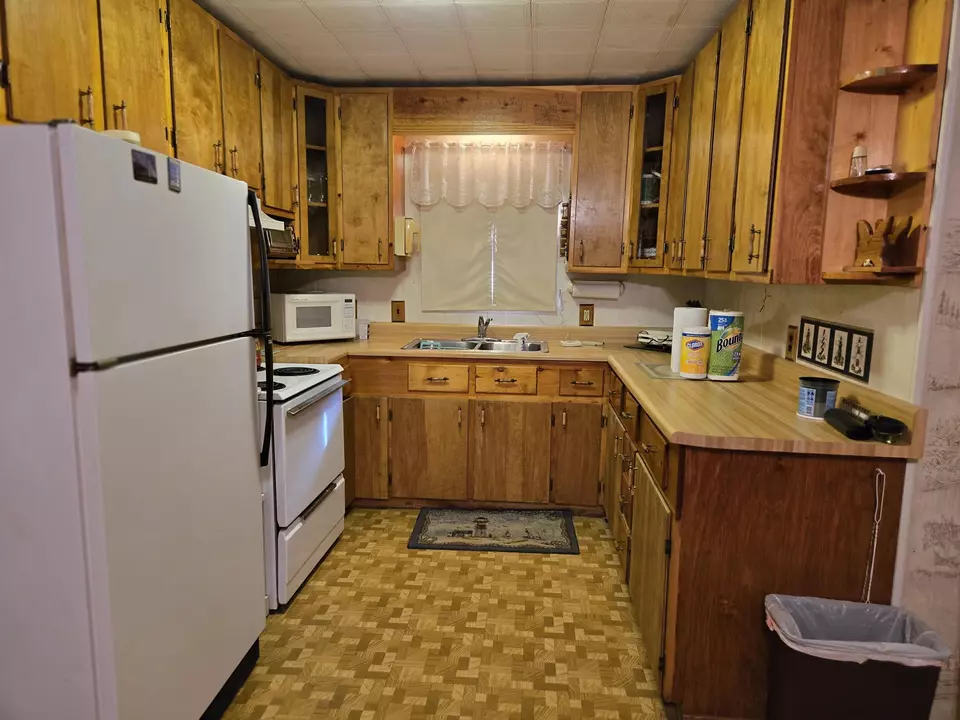 Kitchen - 5971 E Pt, Harrisville, MI 48740 photo 1 of 1