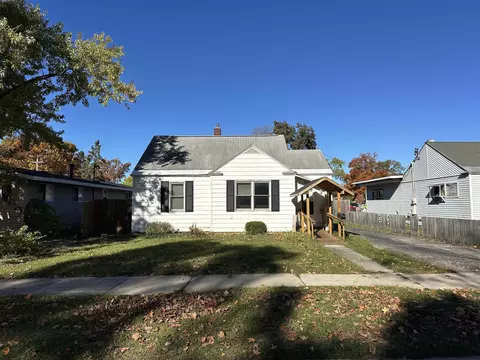 224 W Fifteenth, Traverse City, MI 49684