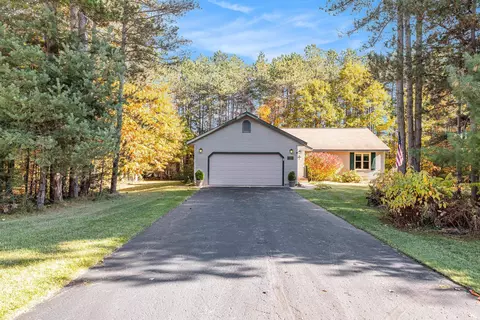 9097 Shorter Lk, Traverse City, MI 49684