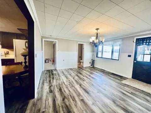 Dining - 889 N Ferris, Sumner, MI 48889 photo 1 of 2