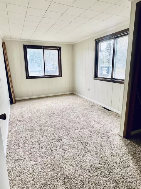Bedroom - 889 N Ferris, Sumner, MI 48889 photo 1 of 6