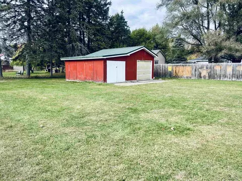 Exterior - 889 N Ferris, Sumner, MI 48889 photo 7 of 7