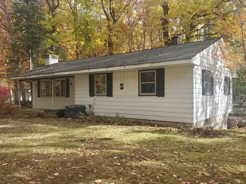 7323 Karlin, Interlochen, MI 49643