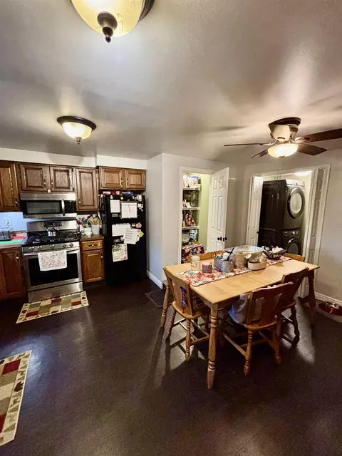 917 E Riv, Mount Pleasant, MI 48858 photo 16