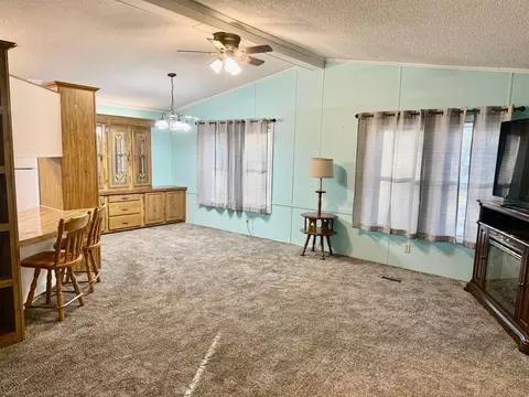 Living - 23 Meadow, Ithaca, MI 48847 photo 2 of 4