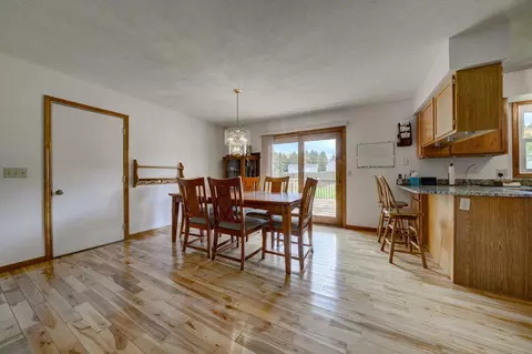 Dining - 12199 S Lincoln, Cedar, MI 49621 photo 1 of 3