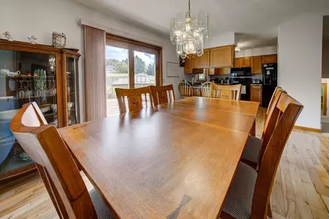 Dining - 12199 S Lincoln, Cedar, MI 49621 photo 3 of 3