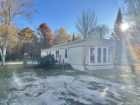 857 Thomas Rd SW, South Boardman, MI 49680