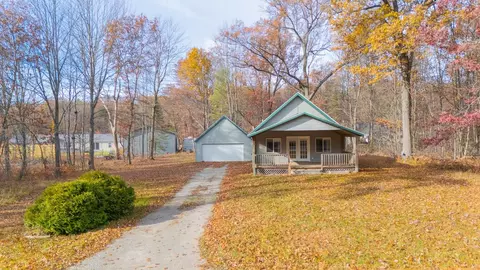 3610 Tower Hl, Houghton Lake, MI 48629