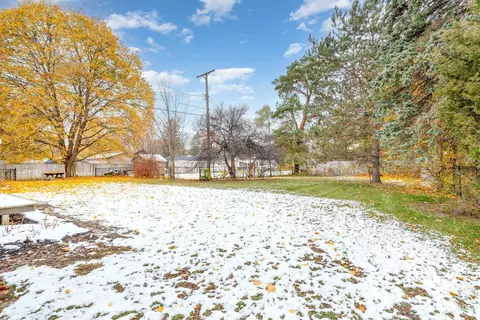Exterior - 313 E Hillcrest, Alma, MI 48801 photo 7 of 7