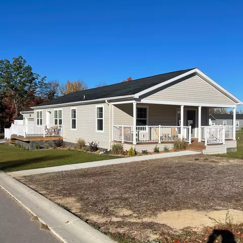 1399 New Horizons #LOT : 23, Traverse City, MI 49686
