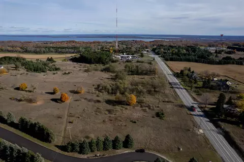 E Traverse, Traverse City, MI 49684