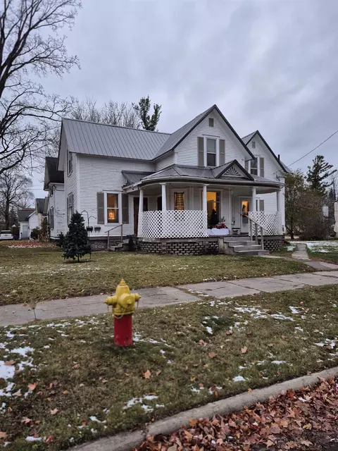 Exterior - 234 Wright, Cadillac, MI 49601 photo 3 of 3