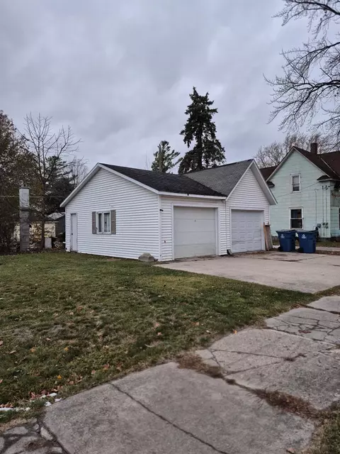 Other - 234 Wright, Cadillac, MI 49601 photo 2 of 6
