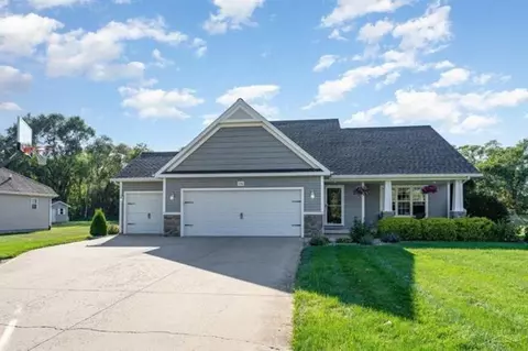 1198 Woodfield, Hemlock, MI 48626